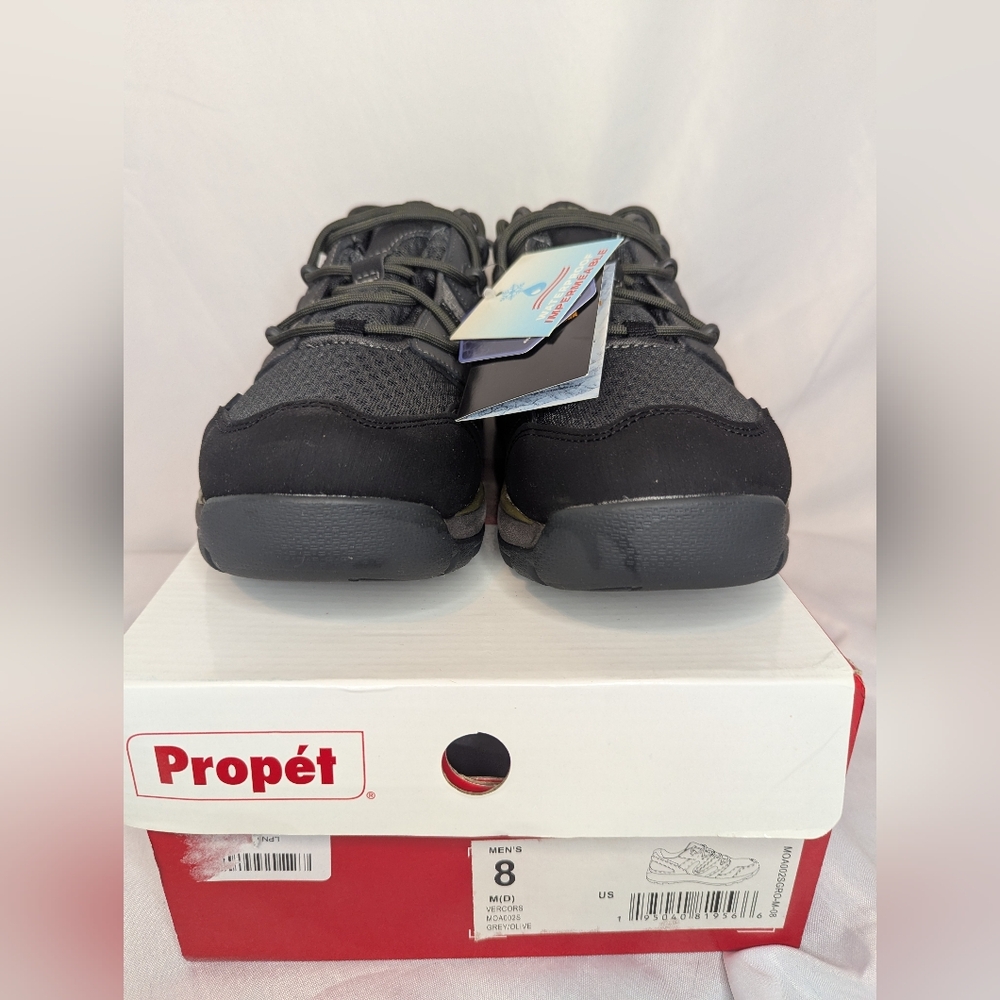 NWT Propet Vercors Waterproof Hiking Shoes Men's Size 8